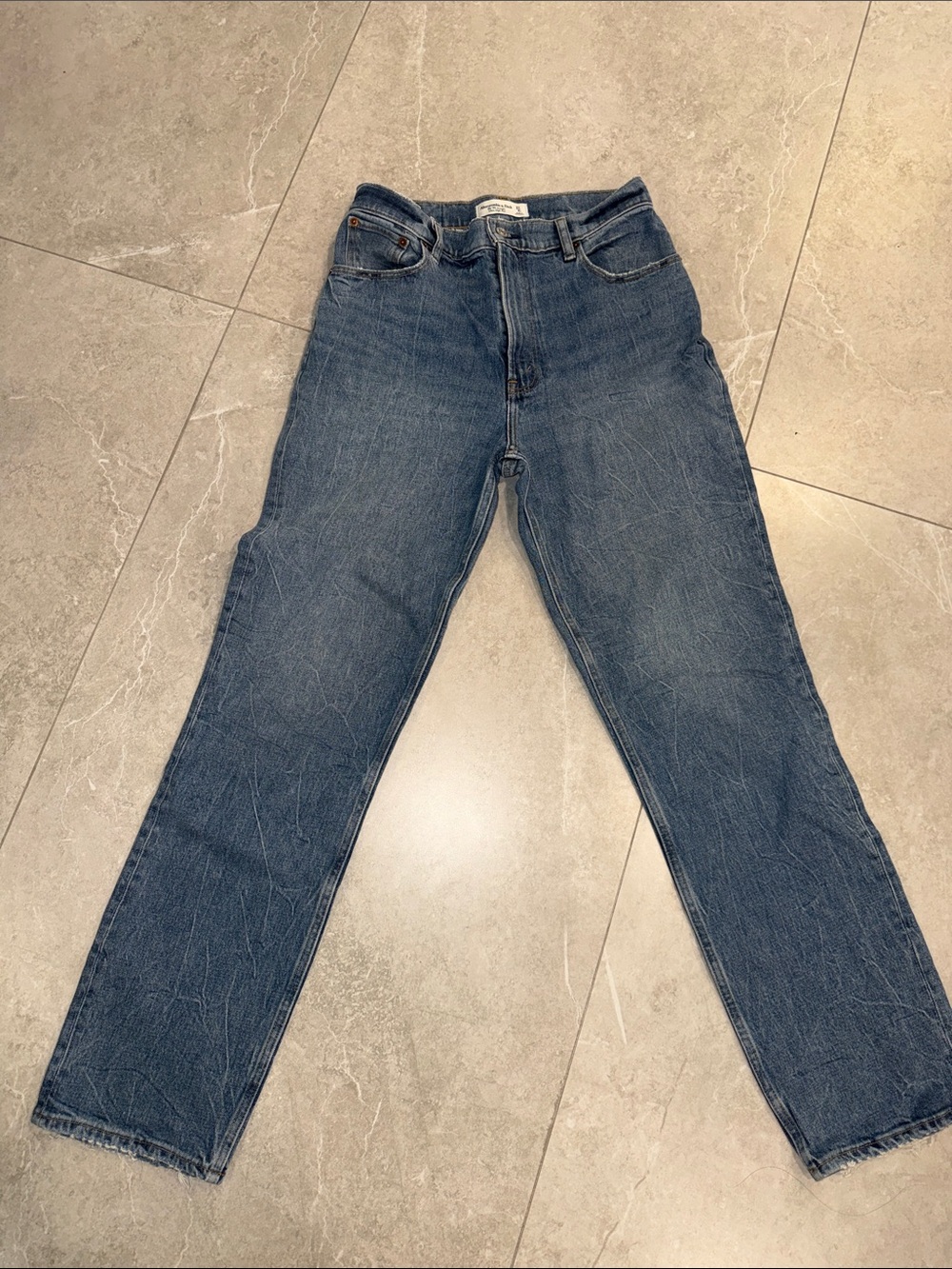 Abercrombie & Fitch The 90’s Straight Ultra High Rise